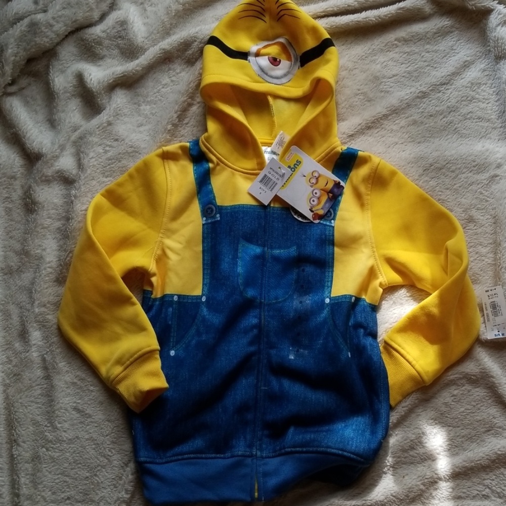 NWT Minions hoodie